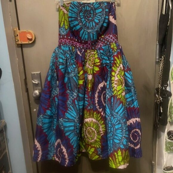Sika Dresses & Skirts - Sika Strapless Fit & Flare Dress - Floral Ghanian Print